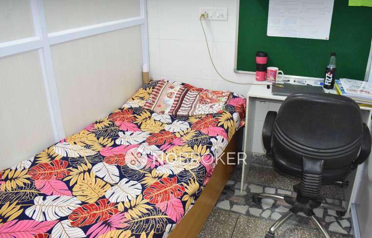 4+ BHK Flat For Sale  In Old Rajinder Nagar