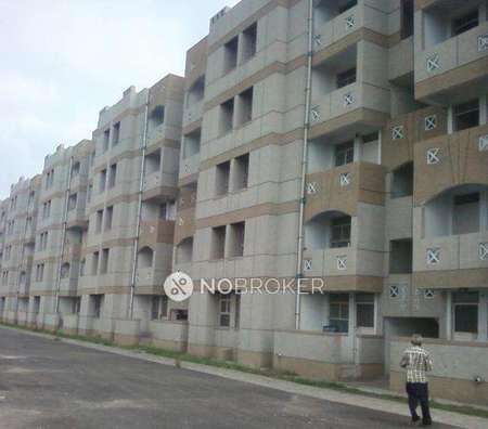 1 BHK Flat In Sanskriti Apartment For Sale  In  Rohini 