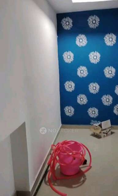 2 BHK Flat In Sumaiya Defotales For Sale  In Santosh Nagar