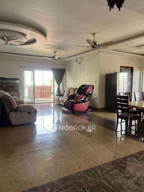 4 BHK Flat In Shanenoor For Sale  In Benson Town