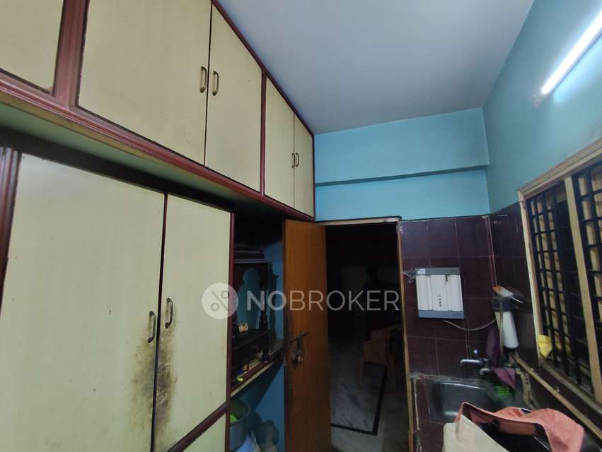 2 BHK Flat In Lakshmi Nivasam For Sale  In Vijay Nagar Colony, Masab Tank