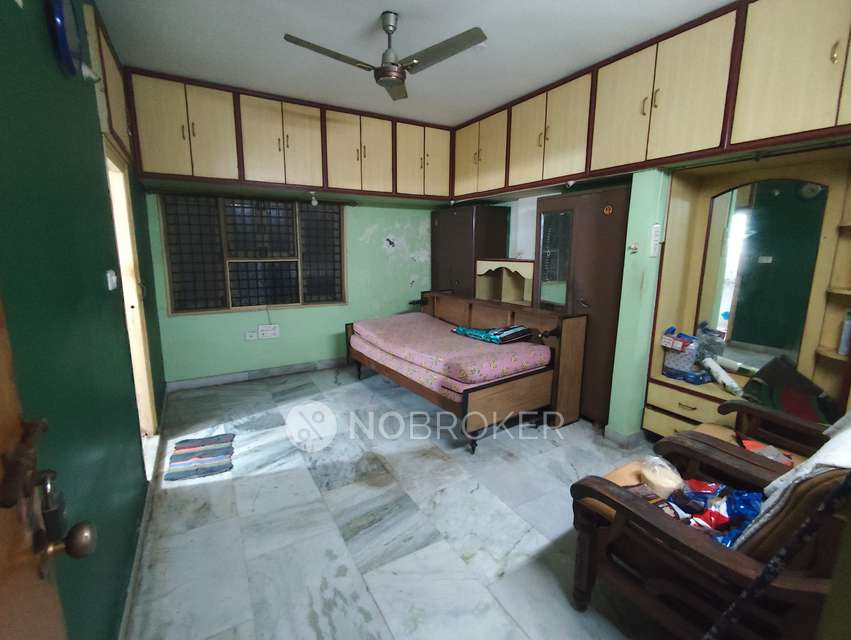 2 BHK Flat In Lakshmi Nivasam For Sale  In Vijay Nagar Colony, Masab Tank