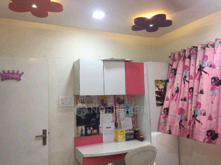 2 BHK Flat In Mulund Kumar Mhada Colony Mulund East For Sale  In Kumar Cooperative Housing Society, 1-b, Mhada Colony, Mulund East, Mumbai, Maharashtra 400081, India