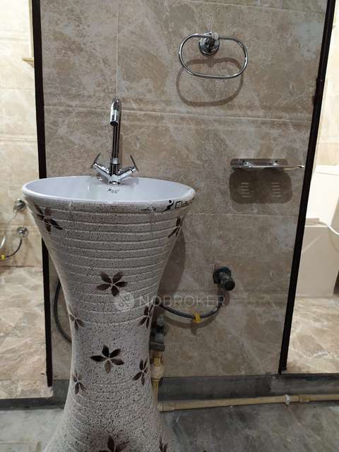 3 BHK Flat In Standalone Building  for Rent  In Indirapuram