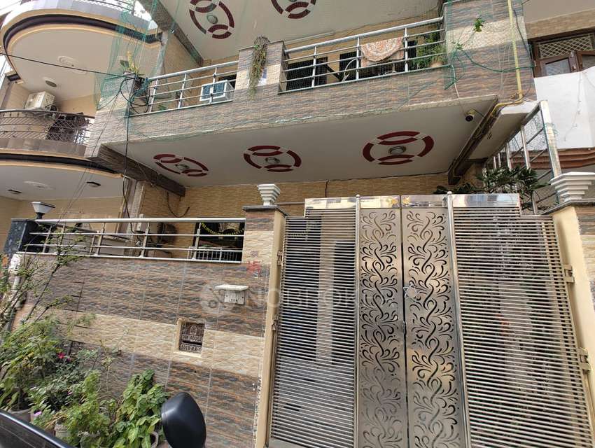 3 BHK Flat In Standalone Building  for Rent  In Indirapuram