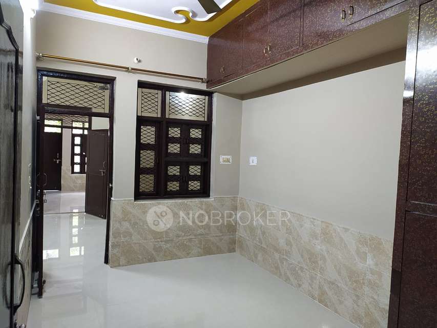 3 BHK Flat In Standalone Building  for Rent  In Indirapuram