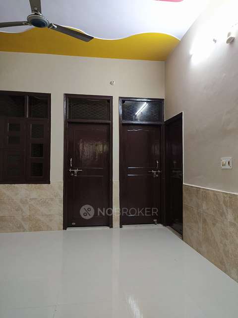 3 BHK Flat In Standalone Building  for Rent  In Indirapuram