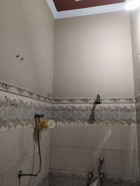 3 BHK Flat In Standalone Building  for Rent  In Indirapuram