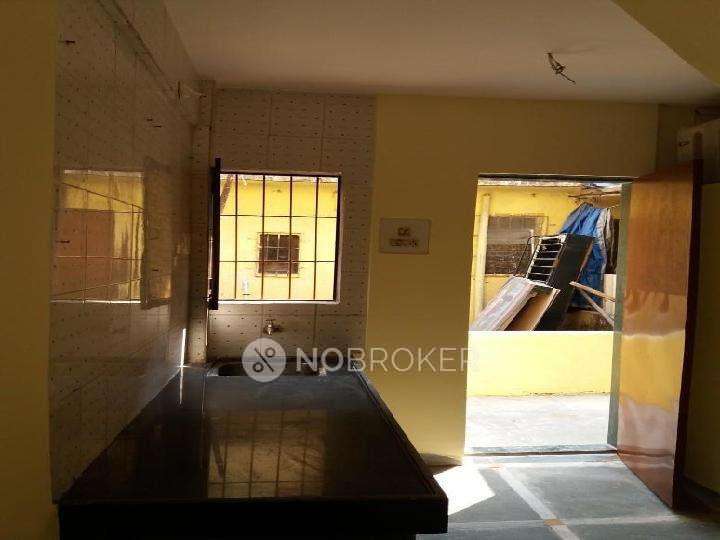 1 BHK Flat In Shri Swami Samarth Chs For Sale  In Kandivili West