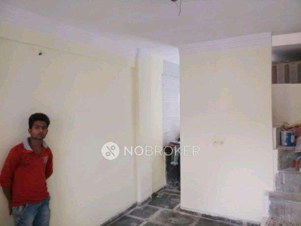 1 BHK Flat In Shri Swami Samarth Chs For Sale  In Kandivili West