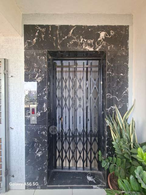 2 BHK Flat In Mahalakshmi Sree Vaibhav For Sale  In Gajularamaram