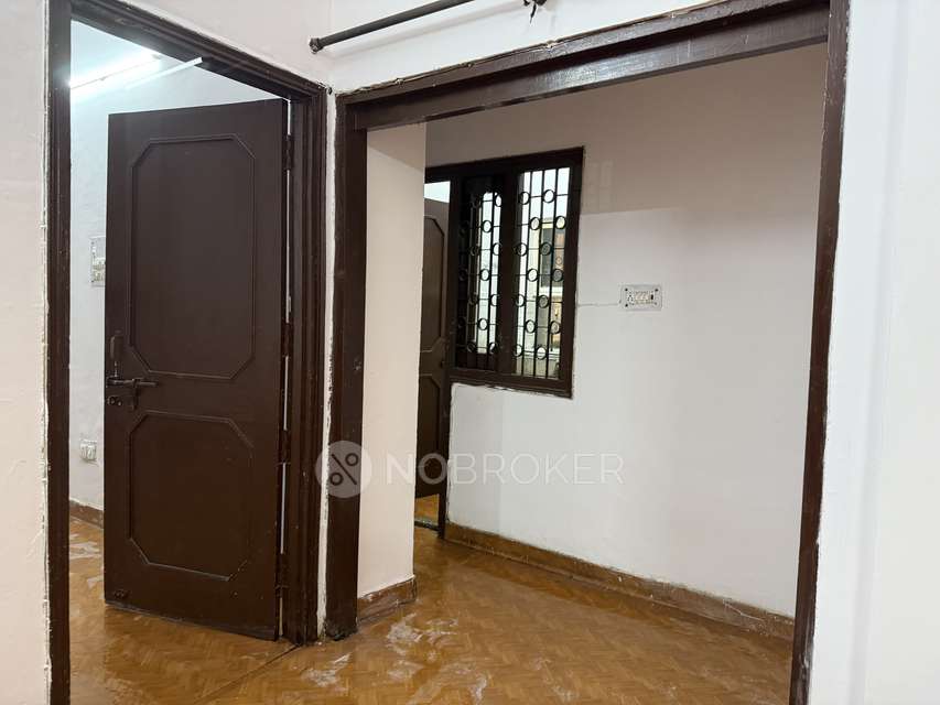 2 BHK Flat In Ganga Apartment  For Sale  In Ganga Apartments