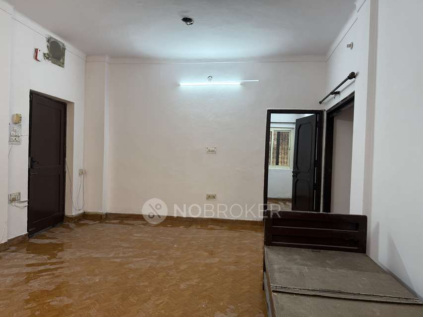 2 BHK Flat In Ganga Apartment  For Sale  In Ganga Apartments