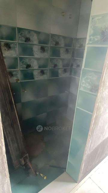 Single Room for Female In 1 RK  In Sb In Navavlur