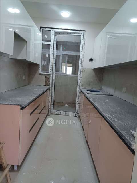 3 BHK Flat In Mahagun Meadows for Rent  In Sector-150
