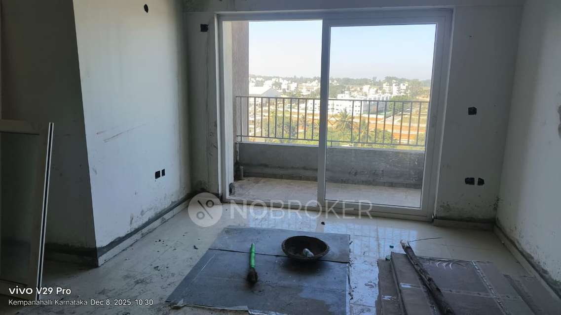 2 BHK Flat In Ajmera Lakeside Paradise For Sale  In Yelahanka