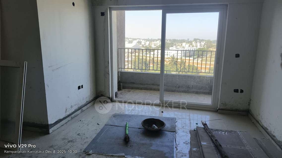 2 BHK Flat In Ajmera Lakeside Paradise For Sale  In Yelahanka