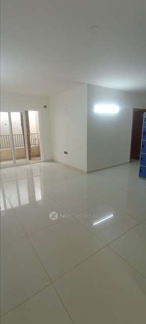 2 BHK Flat In Ajmera Lakeside Paradise For Sale  In Yelahanka