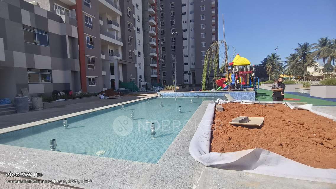 2 BHK Flat In Ajmera Lakeside Paradise For Sale  In Yelahanka