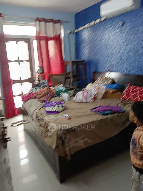 2 BHK Flat In Sai Vatika Apartments For Sale  In Sector 63, Faridabad