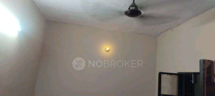 PG for Anyone in Badli, Rohini