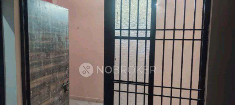 PG for Anyone in Badli, Rohini