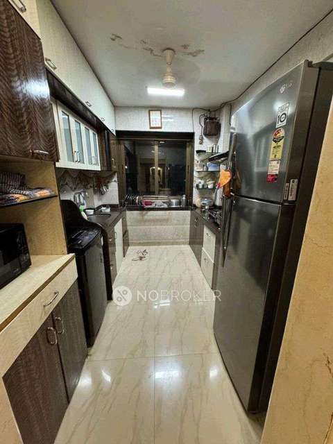 2 BHK Flat In New Sterling Apartment For Sale  In Santacruz West