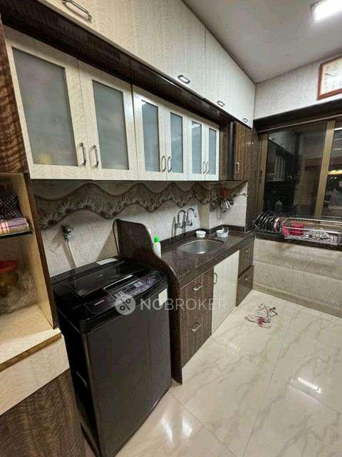 2 BHK Flat In New Sterling Apartment For Sale  In Santacruz West