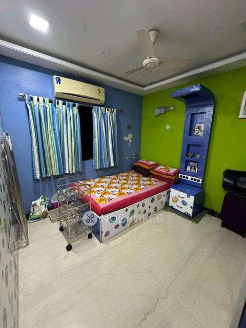 2 BHK Flat In New Sterling Apartment For Sale  In Santacruz West