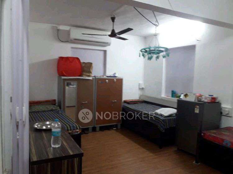 PG for Boys in Dadar West