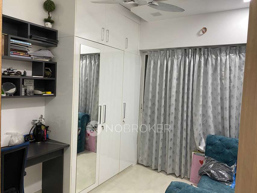 2 BHK Flat In Gagan Utopia For Sale  In Mundhwa