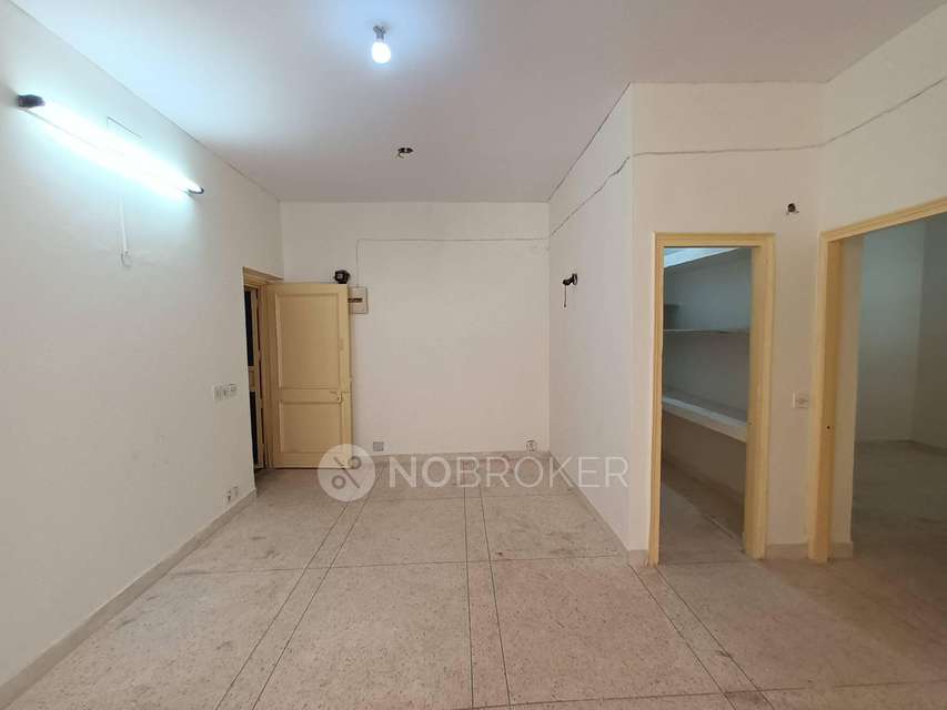 2 BHK Flat In Siddh Apartment For Sale  In Patparganj