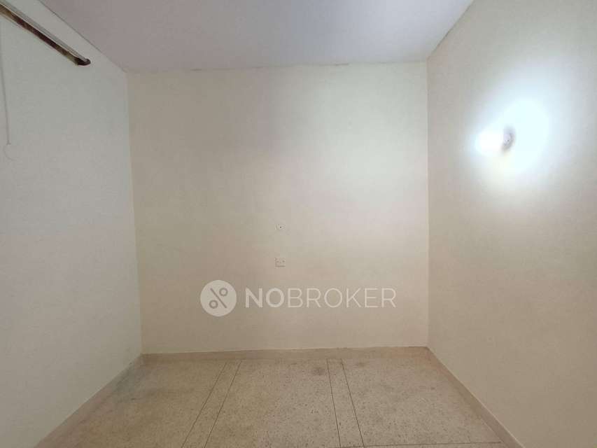 2 BHK Flat In Siddh Apartment For Sale  In Patparganj