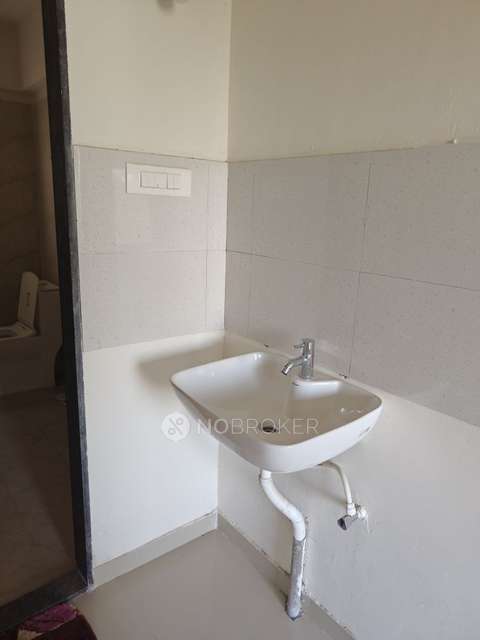 3 BHK Flat In Samruddhi Lake Tower for Rent  In Wagholi