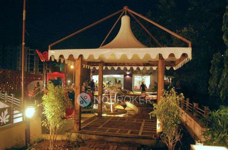 1 BHK Flat In Platinum Lawns, Kasarvadavali For Sale  In Kasarvadavali, Thane West