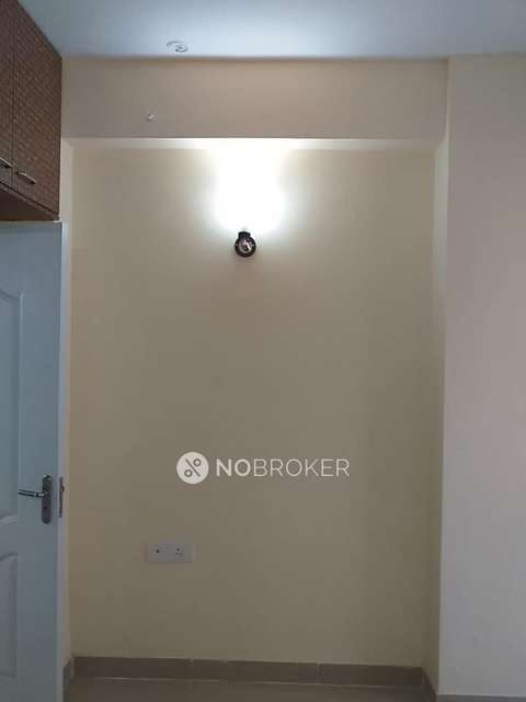 2 BHK Flat In Shree Vardhman Mantra For Sale  In Sector-67