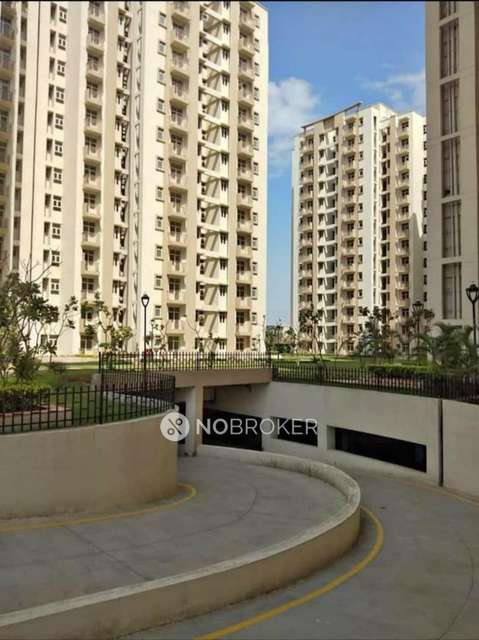 2 BHK Flat In Shree Vardhman Mantra For Sale  In Sector-67