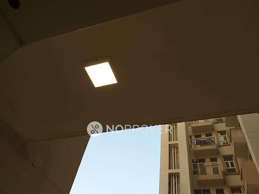 2 BHK Flat In Shree Vardhman Mantra For Sale  In Sector-67