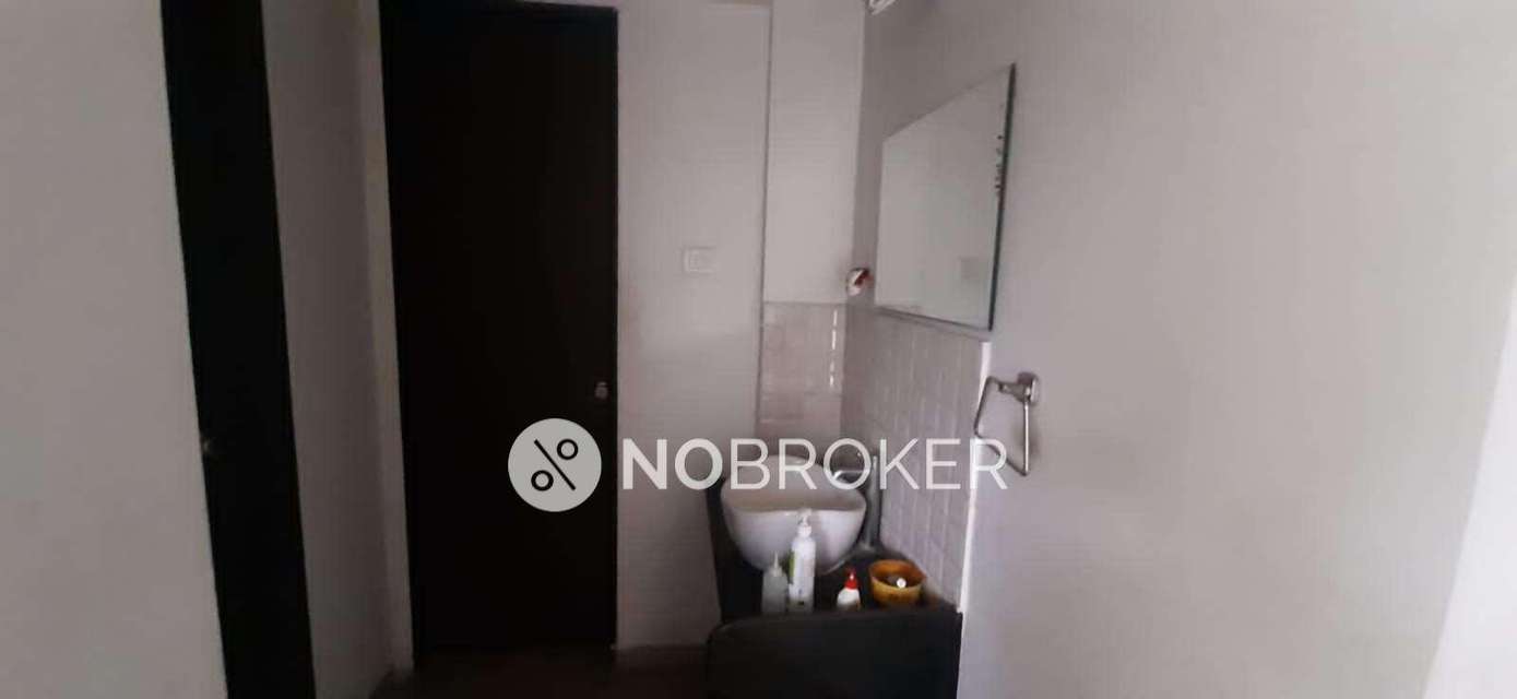 2 BHK Flat In Paramount Altissimo For Sale  In Wakad