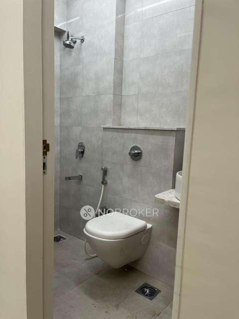 2 BHK Flat In Sugee Atharva For Sale  In Dadar West