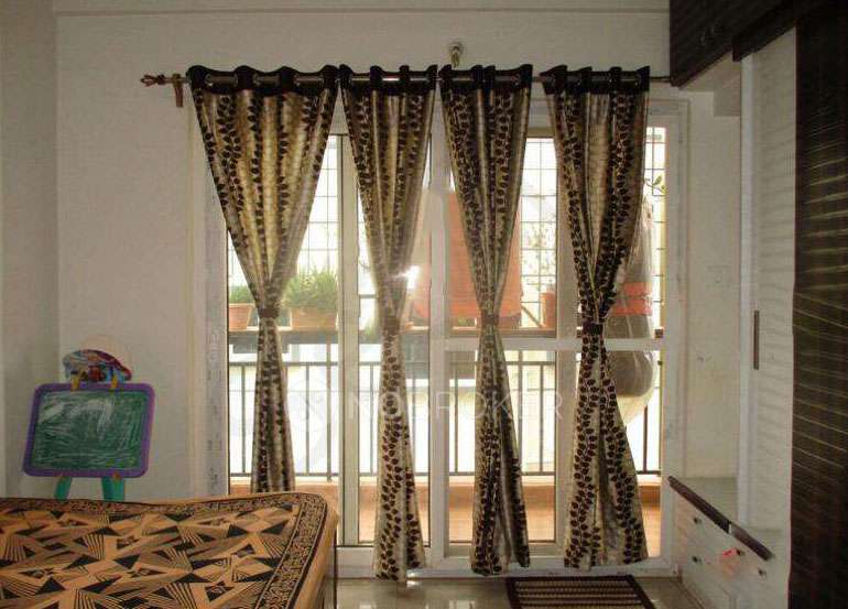3 BHK Flat In Silver Bells For Sale  In Varthur