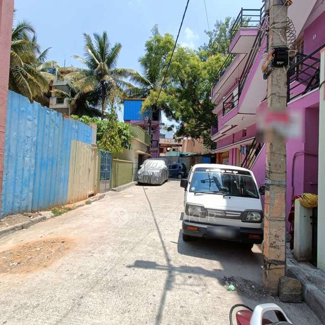 4+ BHK House For Sale  In Nayandhalli