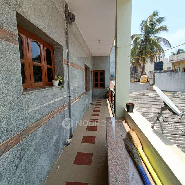 4+ BHK House For Sale  In Nayandhalli