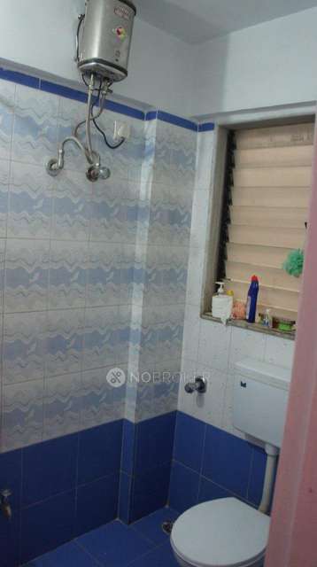 2 BHK Flat In Balaji Enclave For Sale  In Kandivali East