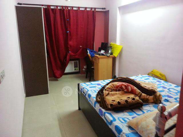 2 BHK Flat In Balaji Enclave For Sale  In Kandivali East