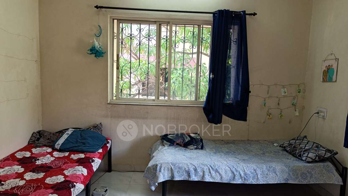 Shared Room for Female In 1 BHK  In Kothrud