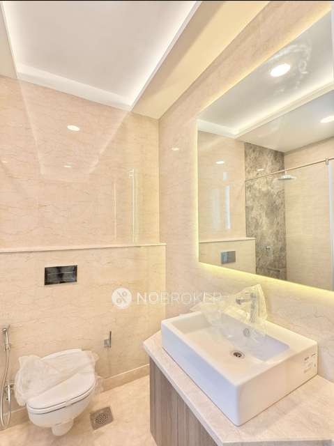 3 BHK Flat In Ambience Creacions For Sale  In Sector 22