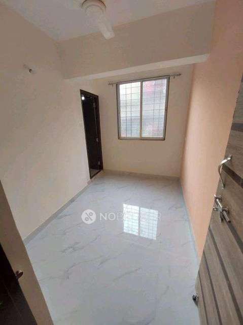 2 BHK Flat In Thanekar Dry Cleaner For Sale  In Somwar Peth