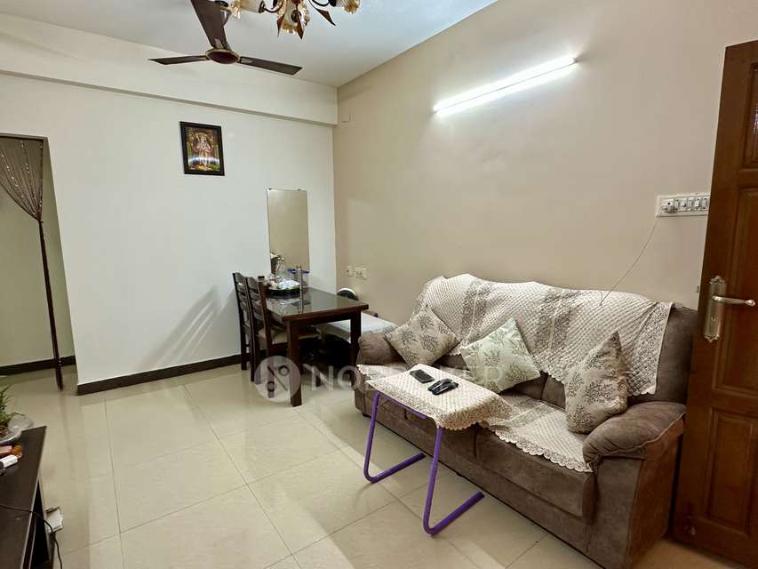 2 BHK Flat In Akm Priyam Apartment, Gerugambakkam For Sale  In Balaji Nagar