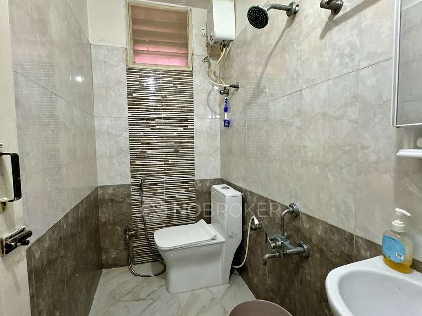 2 BHK Flat In Akm Priyam Apartment, Gerugambakkam For Sale  In Balaji Nagar